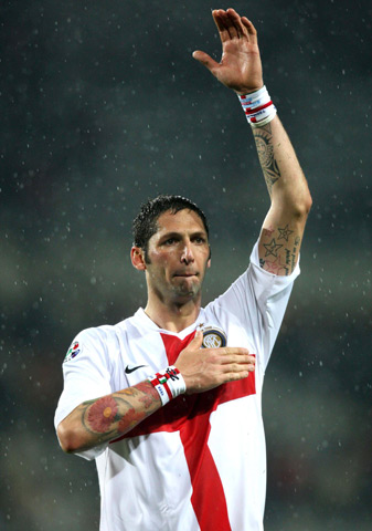 Shams：字母哥想去的地方远远不止尼克斯一家（Shams：字母哥的潜在去处远不止尼克斯）