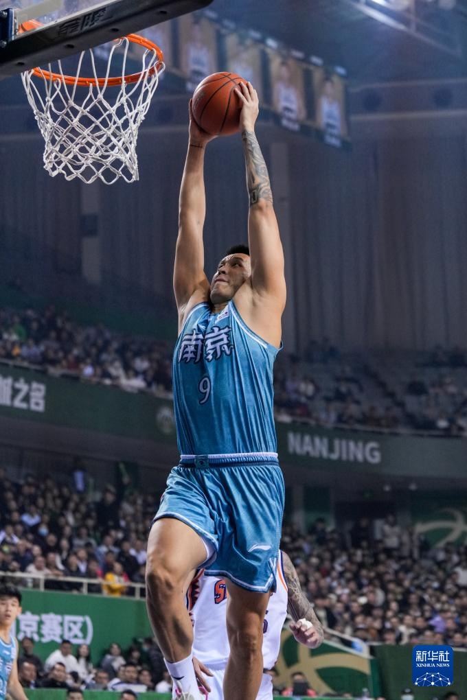 樊振东或缺席乒超总决赛？全运会1金1银已记大功 专心备战德甲／欧冠（樊振东或无缘乒超总决赛？全运1金1银功成身退，专注备战德甲／欧冠）