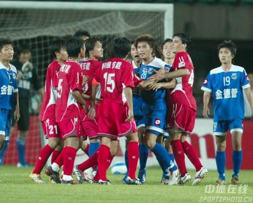 雷霆队的辉煌历程回顾（回望雷霆队的荣耀之路）