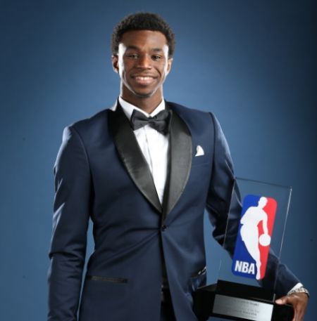 损兵折将!曼联战蓝狐恐难大胜 数据示2-1晋级（曼联伤情严峻，战蓝狐恐难大胜，数据预测2-1晋级）