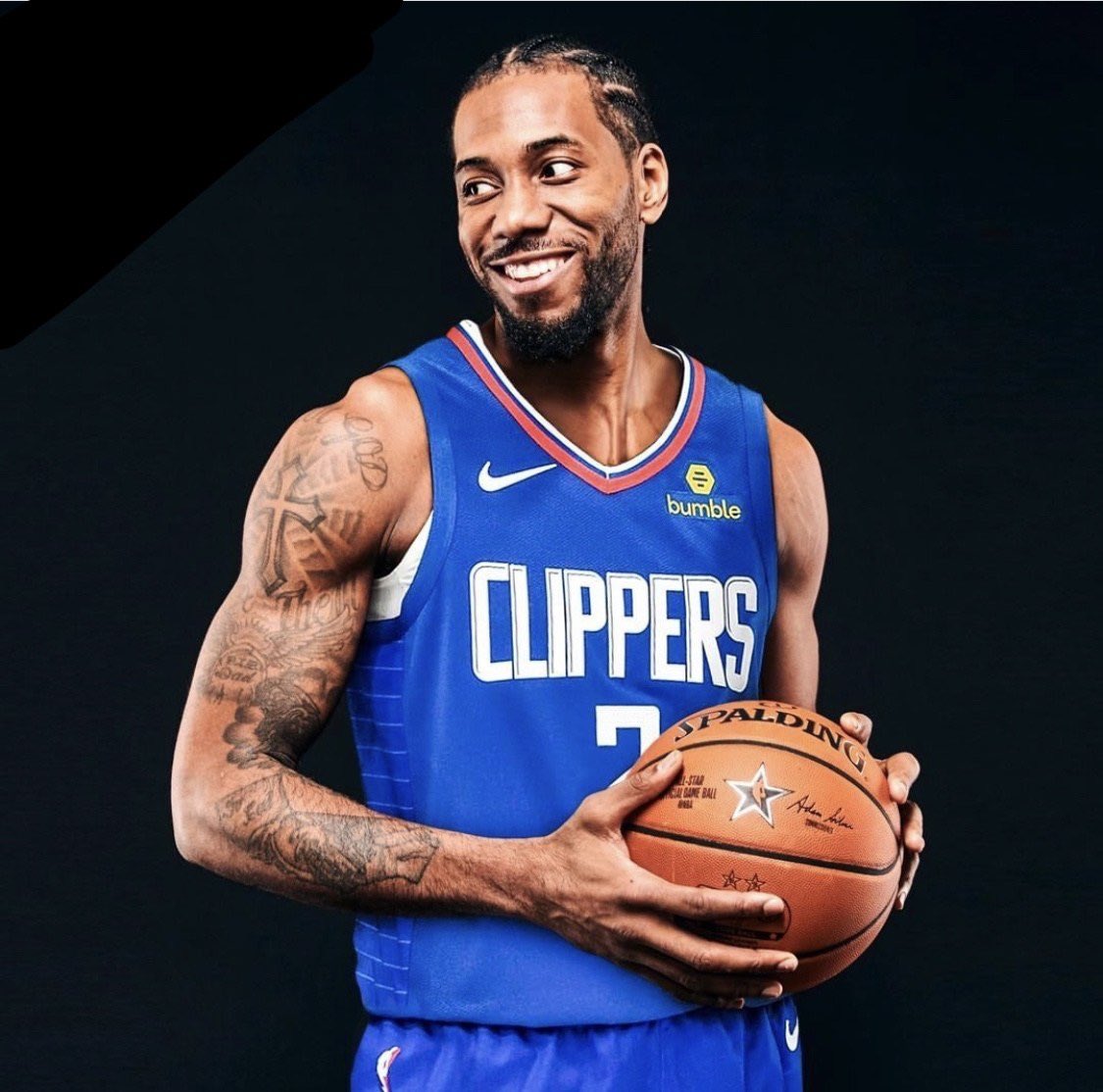 郑钦文回应黑评：我三观比较正，别人挑刺是因为一些比较自信言论（郑钦文回应质疑：自认三观正，自信发言遭挑刺）