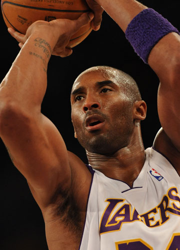 塞尔塔1-0阿拉维斯，阿斯帕斯点射制胜（阿斯帕斯点射建功，塞尔塔1-0小胜阿拉维斯）