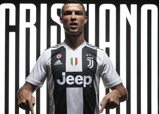 官方：切尔西签下19岁后卫哈托，转会费4418万欧签约至2032年（官宣：切尔西以4418万欧引进19岁后卫哈托，合同至2032年）