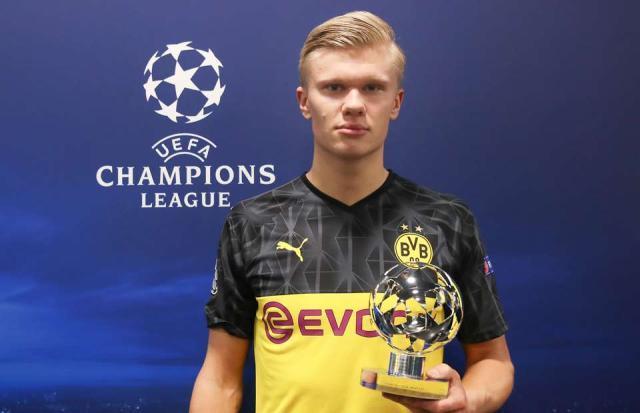 你是真铁！约维奇半场8中1仅拿4分4板1助1断（手感冰冷！约维奇半场8投1中仅得4分4板1助1断）