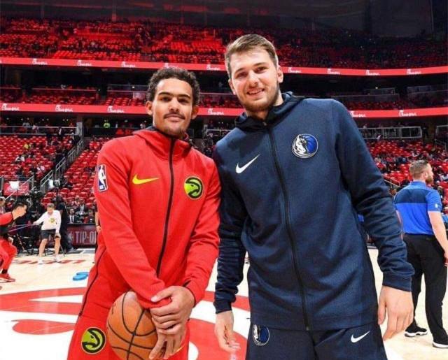 早报：皇马主场翻车，那不勒斯登意甲榜首（晨报：皇马主场失利，那不勒斯领跑意甲）