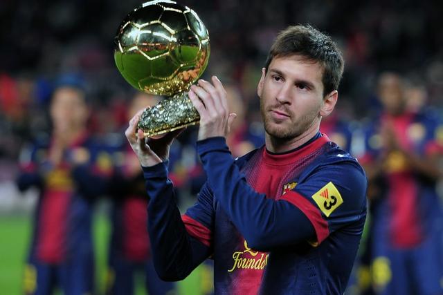 对手最怕他拿球（他一拿球，对手就慌）