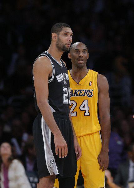 传记作者：莱万年少时常因身材自卑；他与渣叔的关系起初不好（传记作者披露：莱万少年因体型自卑，与渣叔最初关系不佳）