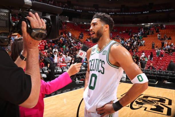 皇马维尼修斯关键进球助球队取胜（维尼修斯制胜球助皇马全取三分）