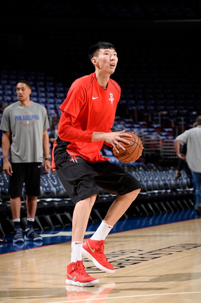 磨合渐佳！哈登小卡近8场比赛同场时净胜对手75分 净效率+19.8（默契升温！哈登与小卡近8场同场净胜75分 净效率达+19.8）