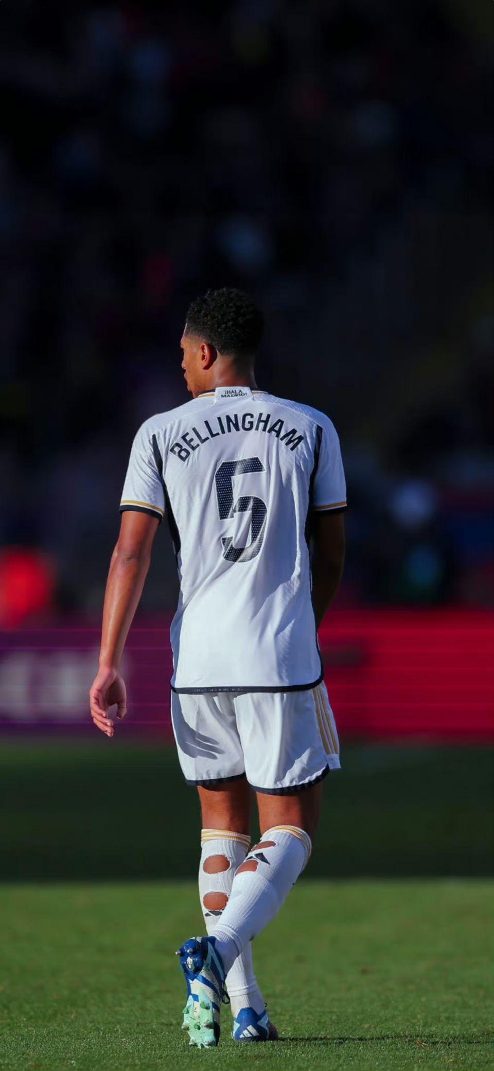 阿斯：皇马决定将圣地亚哥-伯纳乌球场简化命名为伯纳乌球场（阿斯：皇马决定将圣地亚哥-伯纳乌简化为伯纳乌球场）