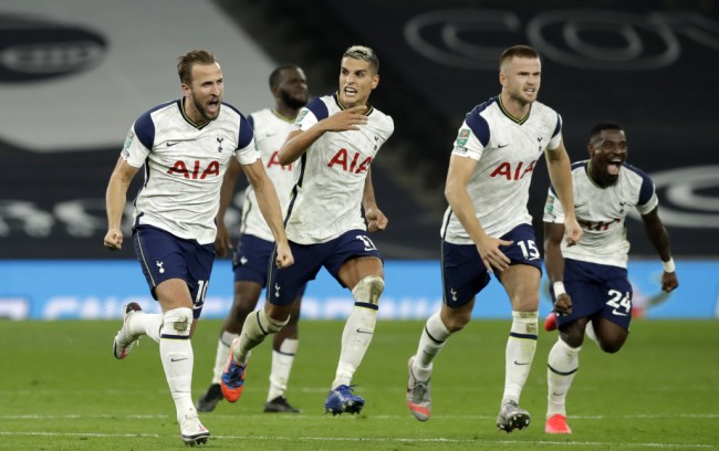 东体预测申花首发：阿苏埃和米内罗搭档锋线，鲍亚雄继续出战（东体展望申花首阵：阿苏埃联手米内罗冲锋，鲍亚雄继续首发）