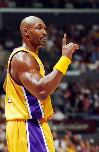 字母哥：我可以出战明天的背靠背比赛，并且出场时间比今天多（字母哥：明天背靠背能打，出场时间将比今天更长）