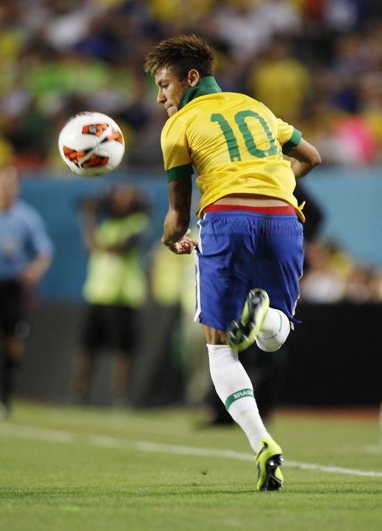 亚历山大连续97场得分20+，距历史第一还差29场（亚历山大连续97战得分20+，距历史第一还差29场）